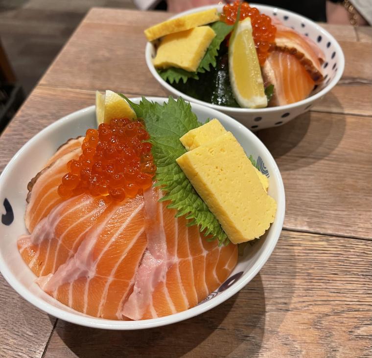 サーモンいくら丼︎︎︎✌︎